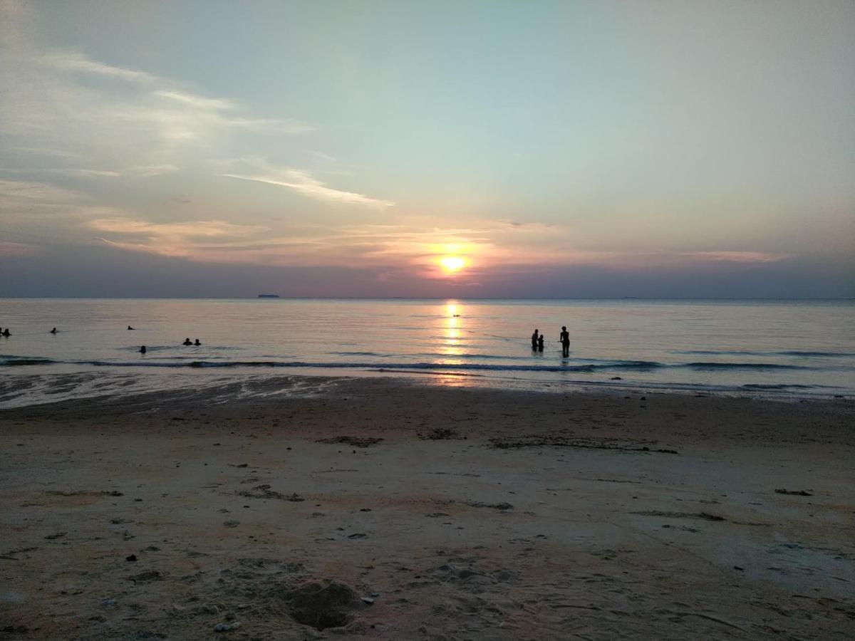 Family Beach Condo Pd At Cocobay Resort Condominium ポートディクソン エクステリア 写真